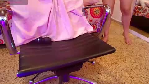 ivyshine7 online show from 28, 7, 2026