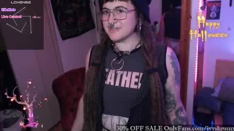 Snapshot of ivyshrumx chatting on 31, 10, 2025 Ivy ShrumX online show from 31, 10, 2025