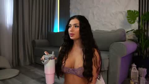 Ivy Belle online show from 19, 7, 2026