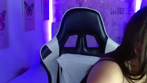 Snapshot of ivyy_crystal chatting on 6, 2, 2025 Ivy online show from 6, 2, 2025