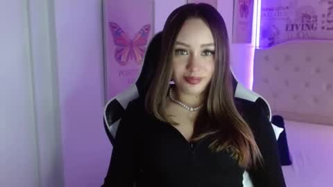 Snapshot of ivyy_crystal chatting on 18, 2, 2025 Ivy online show from 18, 2, 2025