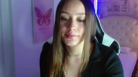 Snapshot of ivyy_crystal chatting on 27, 2, 2025 Ivy online show from 27, 2, 2025