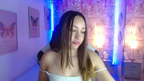 Snapshot of ivyy_crystal chatting on 11, 3, 2025 Ivy online show from 11, 3, 2025
