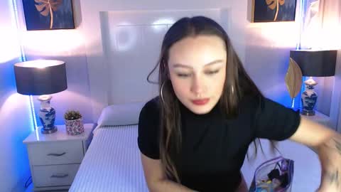 Snapshot of ivyy_crystal chatting on 12, 3, 2026 Ivy online show from 12, 3, 2026