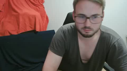 iwantfucknow online show from 2, 12, 2025