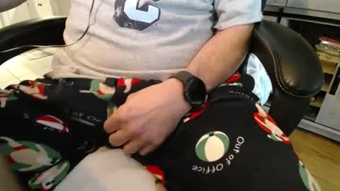 iwanttolicku40 online show from 30, 12, 2024