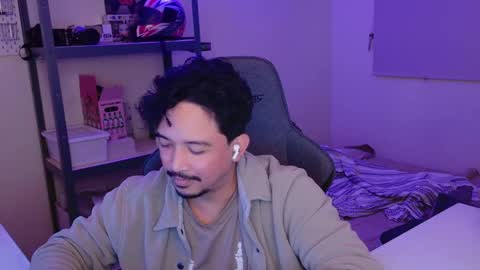 Snapshot of iwasd3nse chatting on 4, 2, 2025 iwasd3nse online show from 4, 2, 2025