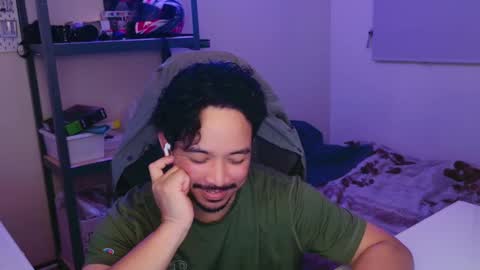 Snapshot of iwasd3nse chatting on 1, 3, 2025 iwasd3nse online show from 1, 3, 2025