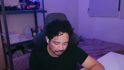 Snapshot of iwasd3nse chatting on 5, 3, 2025 iwasd3nse online show from 5, 3, 2025