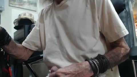 Snapshot of iwatcheral1 chatting on 29, 3, 2026 Brian online show from 29, 3, 2026