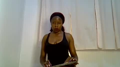 Snapshot of iynika chatting on 23, 7, 2026 iynika online show from 23, 7, 2026