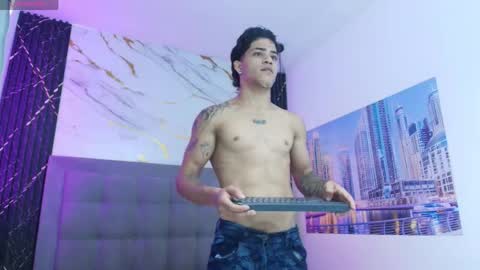 izaack online show from 22, 4, 2026