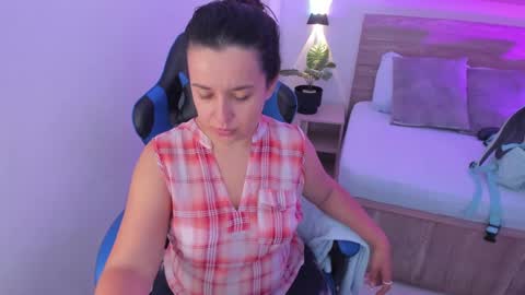 Iza online show from 16, 9, 2025