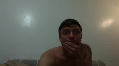 izealvaro online show from 15, 10, 2025