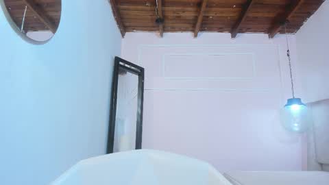 Snapshot of izelevans chatting on 20, 3, 2026 izelevans online show from 20, 3, 2026