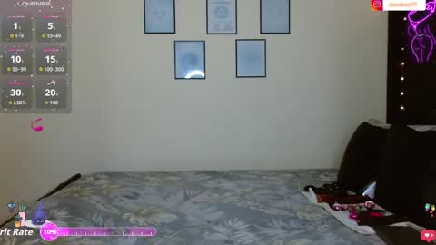 Snapshot of izzabelvalentine chatting on 8, 10, 2025 Izzabel Valentine online show from 8, 10, 2025