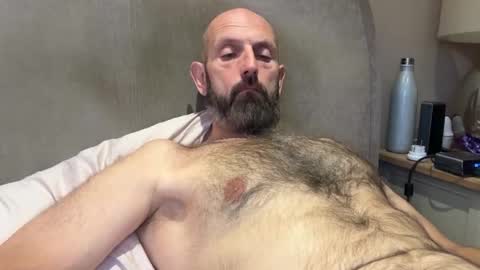 izzysboytoy1 online show from 3, 2, 2026