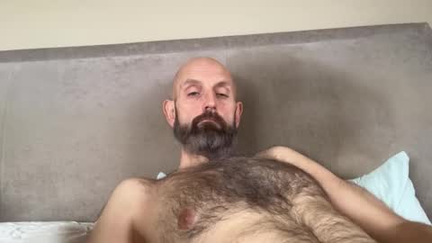 izzysboytoy1 online show from 7, 3, 2026