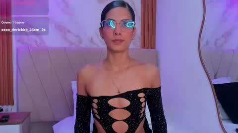 j_belle_ online show from 20, 7, 2026
