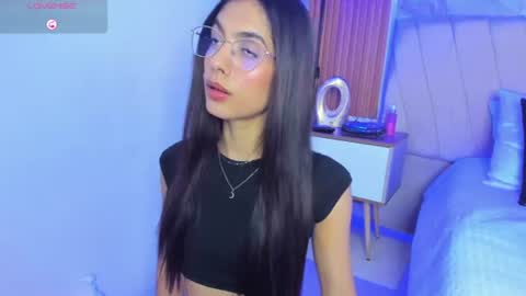 j_belle_ online show from 4, 8, 2026