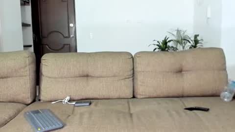 Snapshot of j_calix chatting on 3, 1, 2025 Calix  Independient model Insta and twt Calixsnake online show from 3, 1, 2025