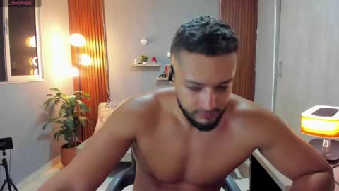 Calix  Independient model Insta and twt Calixsnake online show from 7, 5, 2026