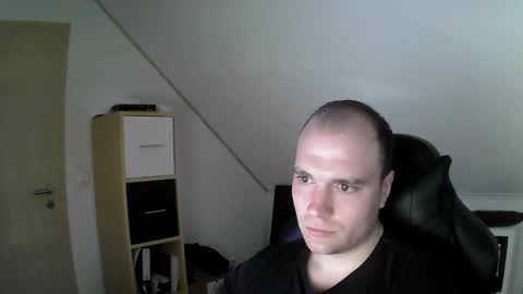 here4y online show from 21, 11, 2025