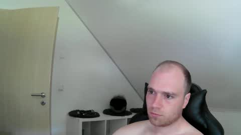 here4y online show from 25, 5, 2026