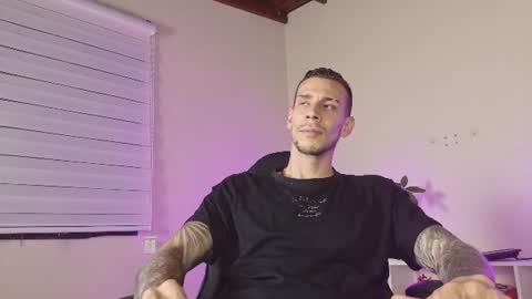 J King online show from 28, 7, 2026