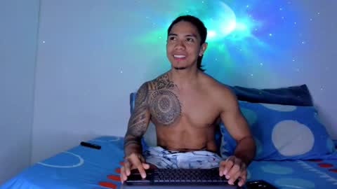 i am juan musiry independent model  online show from 10, 11, 2025