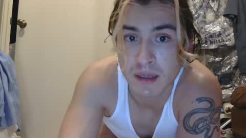 Snapshot of j_tayjo chatting on 13, 7, 2026 j_tayjo online show from 13, 7, 2026