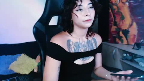 jade 18  online show from 30, 4, 2026