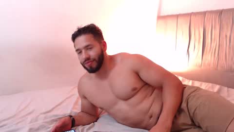 Snapshot of jack_master_muscle chatting on 10, 12, 2024 jack and leah online show from 10, 12, 2024