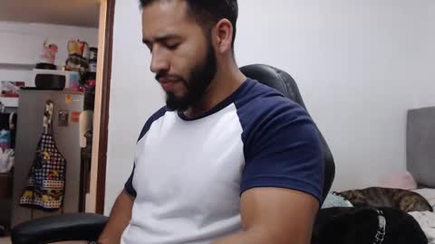 Snapshot of jack_master_muscle chatting on 26, 2, 2025 jack and leah online show from 26, 2, 2025