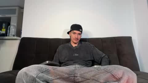 Snapshot of jack_norizz chatting on 16, 11, 2025 INDEPENDENT MODEL online show from 16, 11, 2025