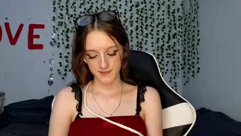 Lisa online show from 5, 8, 2026