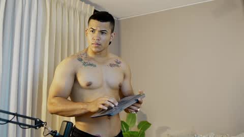 Jackson Bell online show from 3, 2, 2025