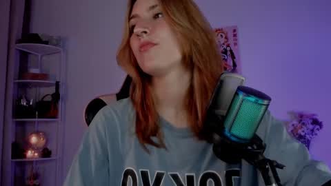 Linda Sofia help me get to 100 thumbs up online show from 15, 2, 2025