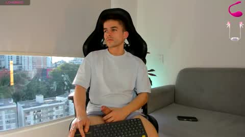 JACOB FERRER online show from 11, 3, 2026