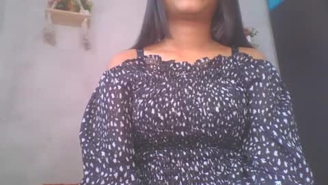 Snapshot of jacqueline_fernandez chatting on 3, 3, 2025 jacqueline_fernandez online show from 3, 3, 2025