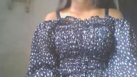 Snapshot of jacqueline_fernandez chatting on 10, 9, 2025 jacqueline_fernandez online show from 10, 9, 2025