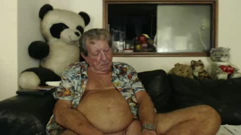 Snapshot of jacques_de_france chatting on 20, 12, 2025 Jacques online show from 20, 12, 2025