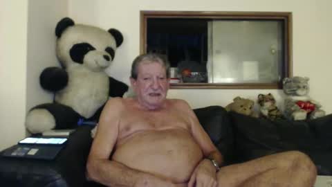 Snapshot of jacques_de_france chatting on 13, 3, 2026 Jacques online show from 13, 3, 2026