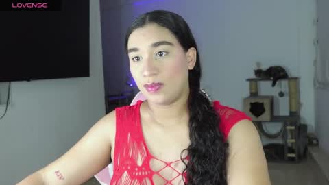 JADDE LUXY online show from 7, 5, 2026