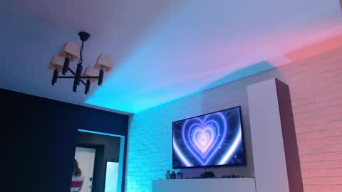 Jade online show from 5, 5, 2026