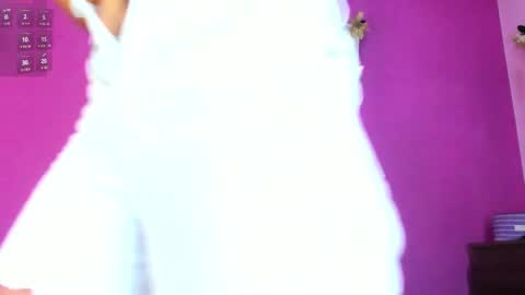 Snapshot of jade_brunnette chatting on 22, 2, 2025 Jade Brunete online show from 22, 2, 2025