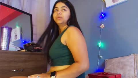 Snapshot of jade_brunnette chatting on 25, 2, 2026 Jade Brunete online show from 25, 2, 2026
