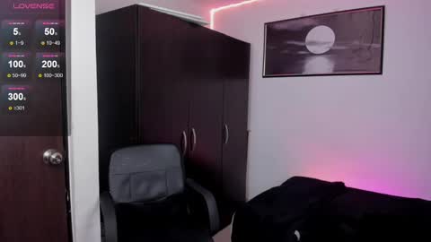 jade_candy21 online show from 4, 3, 2025