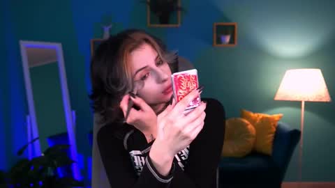 jade_castle online show from 18, 2, 2025