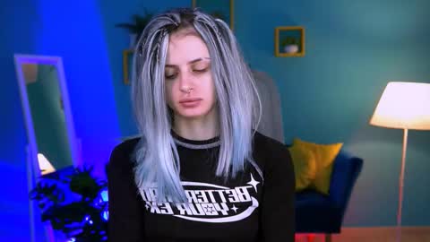 jade_castle online show from 5, 11, 2025